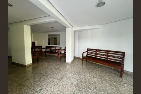 Apartamento à venda com 150m², 3 quartos e 2 vagas Apartamento à venda com 150m², 3 quartos e 2 vagasHall