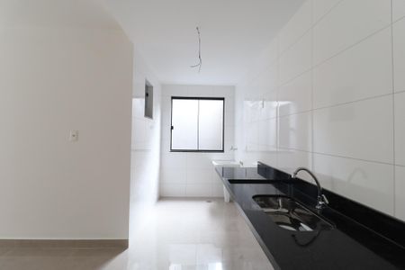 Apartamento à venda com 43m², 2 quartos e sem vaga Apartamento à venda com 43m², 2 quartos e sem vagaCozinha e Área de Serviço