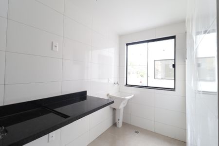 Apartamento à venda com 43m², 2 quartos e sem vaga Apartamento à venda com 43m², 2 quartos e sem vagaCozinha / Área de serviço