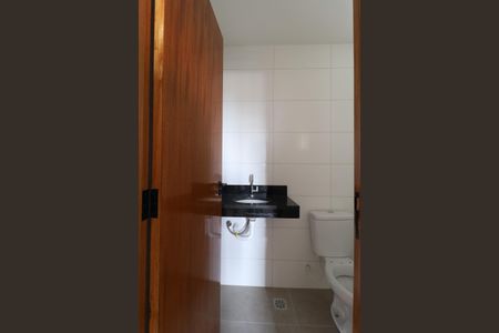 Apartamento à venda com 43m², 2 quartos e sem vaga Apartamento à venda com 43m², 2 quartos e sem vagaBanheiro