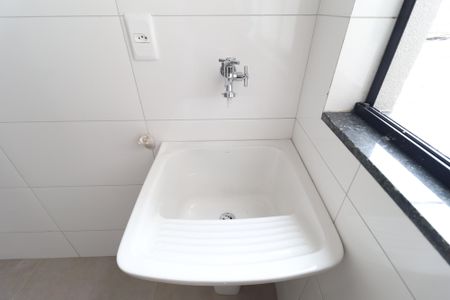 Apartamento à venda com 43m², 2 quartos e sem vaga Apartamento à venda com 43m², 2 quartos e sem vagaCozinha / Área de serviço