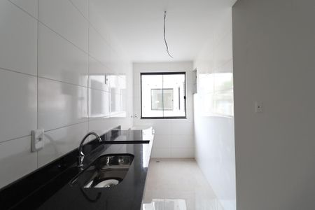 Apartamento à venda com 43m², 2 quartos e sem vaga Apartamento à venda com 43m², 2 quartos e sem vagaCozinha / Área de serviço