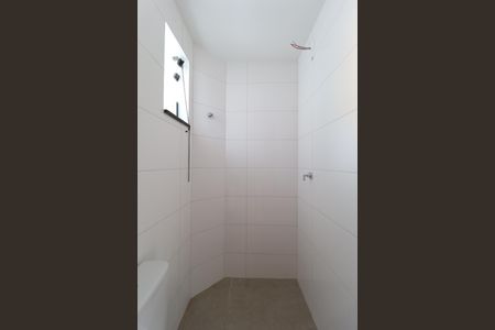 Apartamento à venda com 43m², 2 quartos e sem vaga Apartamento à venda com 43m², 2 quartos e sem vagaBanheiro