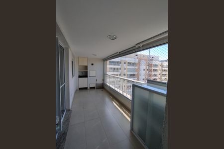 Apartamento à venda com 111m², 3 quartos e 3 vagas Apartamento à venda com 111m², 3 quartos e 3 vagasVaranda da Sala