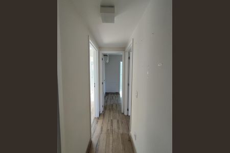 Apartamento à venda com 111m², 3 quartos e 3 vagas Apartamento à venda com 111m², 3 quartos e 3 vagasCorredor