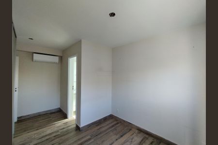 Apartamento à venda com 111m², 3 quartos e 3 vagas Apartamento à venda com 111m², 3 quartos e 3 vagasSuíte 1