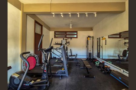 Casa de condomínio à venda com 180m², 3 quartos e 4 vagas Casa de condomínio à venda com 180m², 3 quartos e 4 vagasÁrea comum