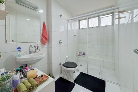 Apartamento à venda com 95m², 2 quartos e 1 vaga Apartamento à venda com 95m², 2 quartos e 1 vagaBanheiro Corredor