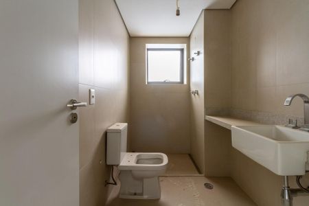 Apartamento à venda com 140m², 3 quartos e 2 vagas Apartamento à venda com 140m², 3 quartos e 2 vagasBanheiro da Suíte 3