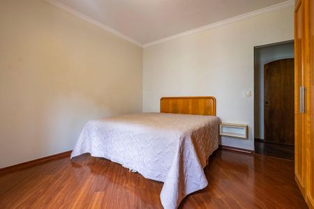 Casa para alugar com 700m², 5 quartos e 6 vagasSuíte 2