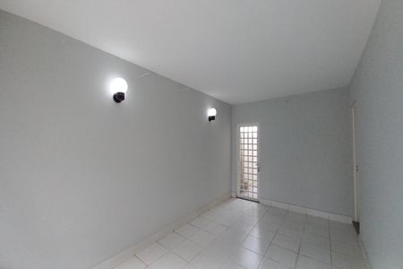 Casa à venda com 178m², 4 quartos e 1 vagaGaragem