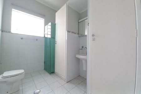 Casa à venda com 178m², 4 quartos e 1 vagaBanheiro