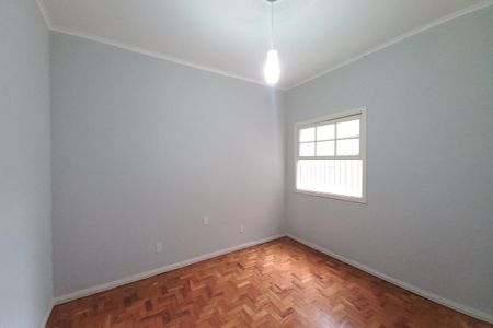 Casa à venda com 178m², 4 quartos e 1 vagaQuarto 1
