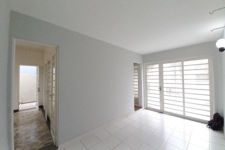 Casa à venda com 178m², 4 quartos e 1 vagaGaragem