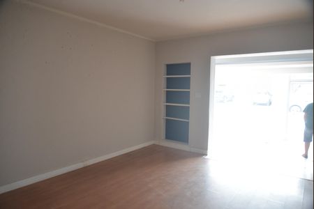 Casa à venda com 135m², 2 quartos e 1 vagaSala