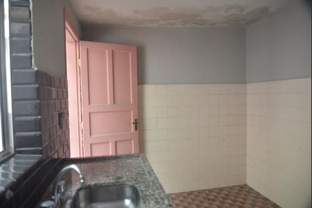 Casa à venda com 135m², 2 quartos e 1 vagaCozinha