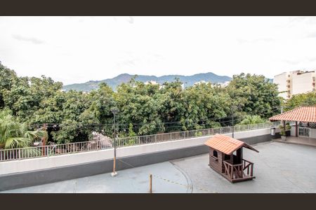 Apartamento à venda com 80m², 2 quartos e 2 vagas Apartamento à venda com 80m², 2 quartos e 2 vagasÁrea de Serviço Vista