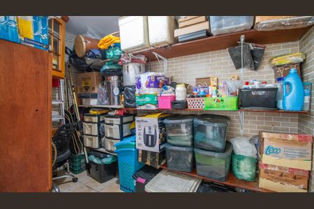 Apartamento à venda com 80m², 2 quartos e 2 vagas Apartamento à venda com 80m², 2 quartos e 2 vagasQuarto de Serviço