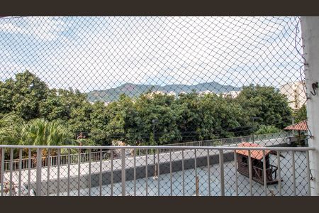 Apartamento à venda com 80m², 2 quartos e 2 vagas Apartamento à venda com 80m², 2 quartos e 2 vagasSala Varanda