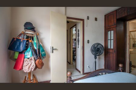 Apartamento à venda com 80m², 2 quartos e 2 vagas Apartamento à venda com 80m², 2 quartos e 2 vagasQuarto Suite