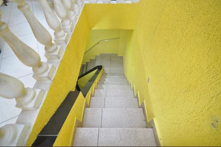 Casa à venda com 700m², 4 quartos e 3 vagasEscada de acesso