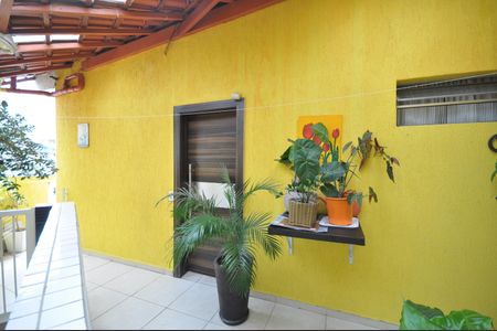 Casa à venda com 700m², 4 quartos e 3 vagasHall de entrada