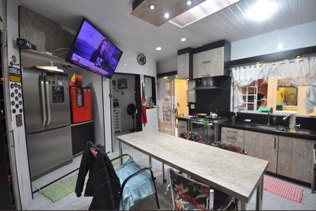 Casa à venda com 700m², 4 quartos e 3 vagasCozinha