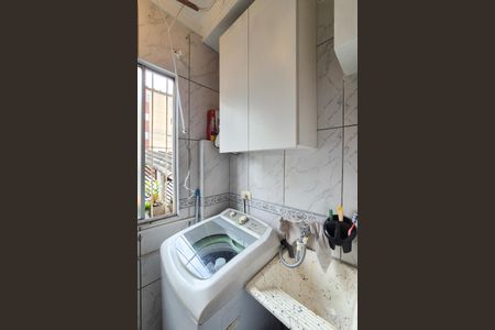 Apartamento à venda com 76m², 2 quartos e 1 vagaÁrea de Serviço