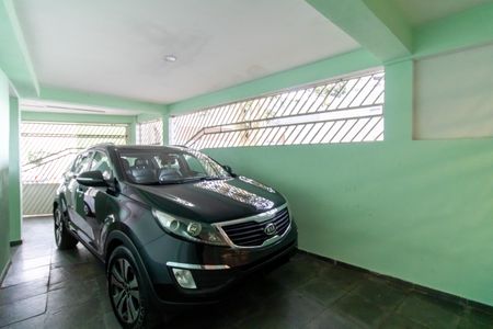 Casa à venda com 122m², 3 quartos e 3 vagas Casa à venda com 122m², 3 quartos e 3 vagasGaragem