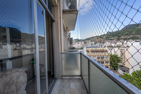 Apartamento à venda com 83m², 2 quartos e 1 vagaSala Varanda