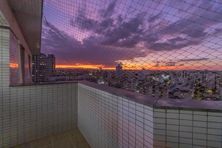 Apartamento à venda com 289m², 4 quartos e 6 vagasvaranda Quarto 3