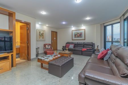 Apartamento à venda com 289m², 4 quartos e 6 vagasSala