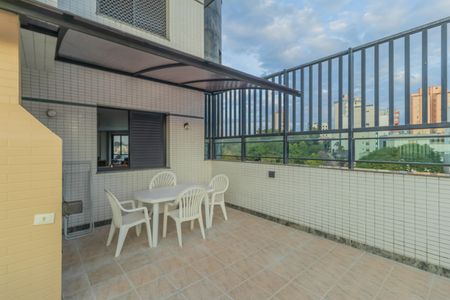 Apartamento à venda com 289m², 4 quartos e 6 vagasVaranda 