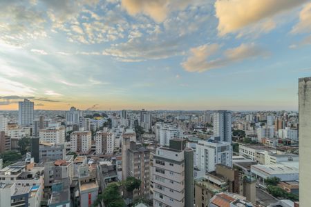 Apartamento à venda com 289m², 4 quartos e 6 vagasVista Varanda 