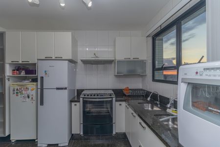 Apartamento à venda com 289m², 4 quartos e 6 vagasCozinha 