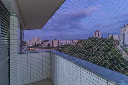 Apartamento à venda com 289m², 4 quartos e 6 vagasVaranda Quarto 2