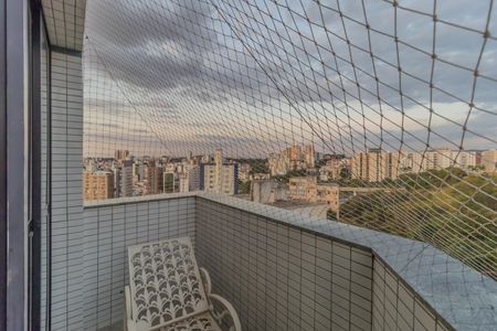 Apartamento à venda com 289m², 4 quartos e 6 vagasVaranda Sala