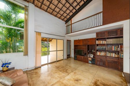 Casa para alugar com 279m², 4 quartos e 4 vagas Casa para alugar com 279m², 4 quartos e 4 vagasSala 1