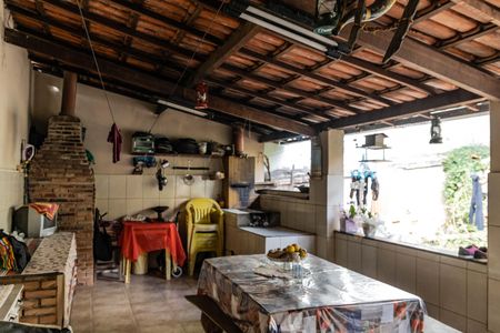 Casa à venda com 277m², 4 quartos e 2 vagasÁrea externa