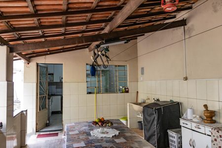 Casa à venda com 277m², 4 quartos e 2 vagasÁrea externa