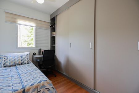 Apartamento à venda com 93m², 3 quartos e 2 vagas Apartamento à venda com 93m², 3 quartos e 2 vagasQuarto 1