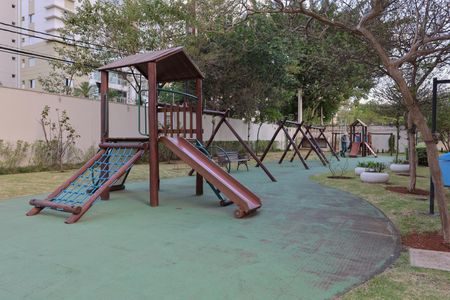 Apartamento à venda com 93m², 3 quartos e 2 vagas Apartamento à venda com 93m², 3 quartos e 2 vagasÁrea comum - Playground 3