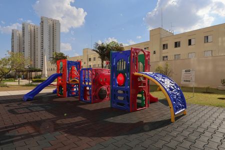 Apartamento à venda com 93m², 3 quartos e 2 vagas Apartamento à venda com 93m², 3 quartos e 2 vagasÁrea comum - Playground 2