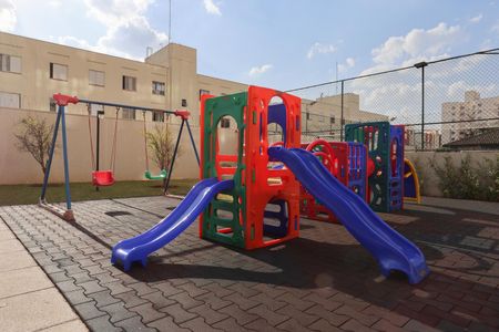 Apartamento à venda com 93m², 3 quartos e 2 vagas Apartamento à venda com 93m², 3 quartos e 2 vagasÁrea comum - Playground 2