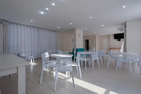 Apartamento à venda com 93m², 3 quartos e 2 vagas Apartamento à venda com 93m², 3 quartos e 2 vagasÁrea comum - Salão de festas infantil