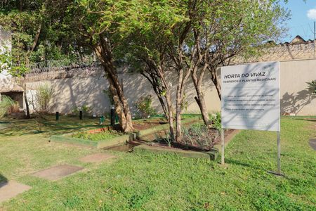 Apartamento à venda com 93m², 3 quartos e 2 vagas Apartamento à venda com 93m², 3 quartos e 2 vagasÁrea comum - Horta comunitária