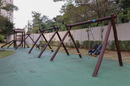 Apartamento à venda com 93m², 3 quartos e 2 vagas Apartamento à venda com 93m², 3 quartos e 2 vagasÁrea comum - Playground 3