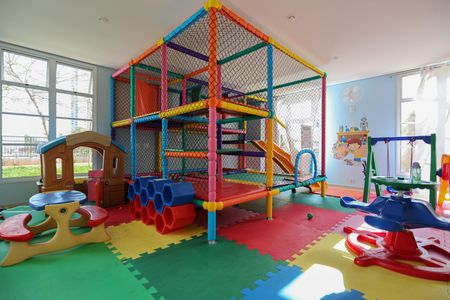 Apartamento à venda com 93m², 3 quartos e 2 vagas Apartamento à venda com 93m², 3 quartos e 2 vagasÁrea comum - Brinquedoteca