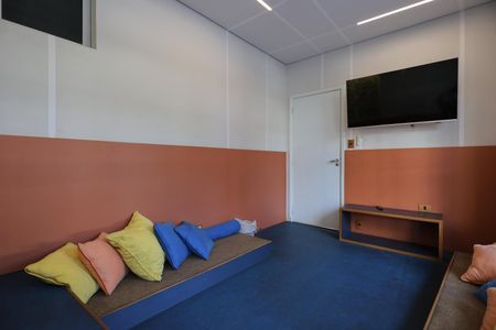 Apartamento à venda com 93m², 3 quartos e 2 vagas Apartamento à venda com 93m², 3 quartos e 2 vagasÁrea comum - Espaço teen