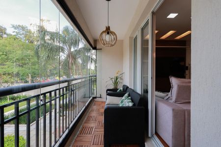 Apartamento à venda com 93m², 3 quartos e 2 vagas Apartamento à venda com 93m², 3 quartos e 2 vagasVaranda